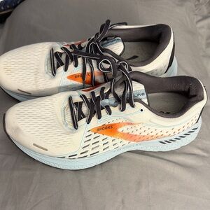 Brooks Adrenaline 21 Shoes in Orange and Light Blue